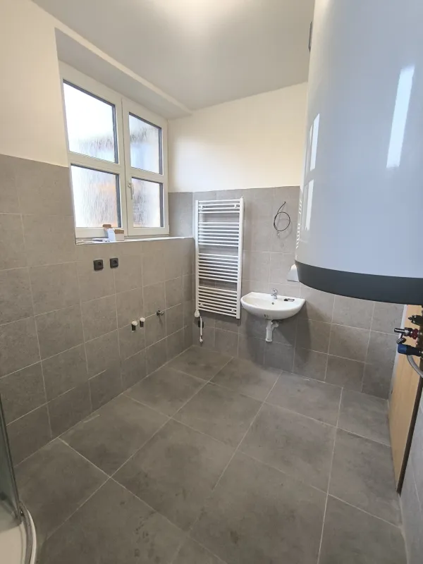 Realizace Pipelab - Realizace koupelny | bojler, topení, koupelna, realizace, rekonstrukce, sanita, sprchovykout, instalater